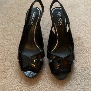 NWOT Geox Womans Black Patent Open Toe Shoe